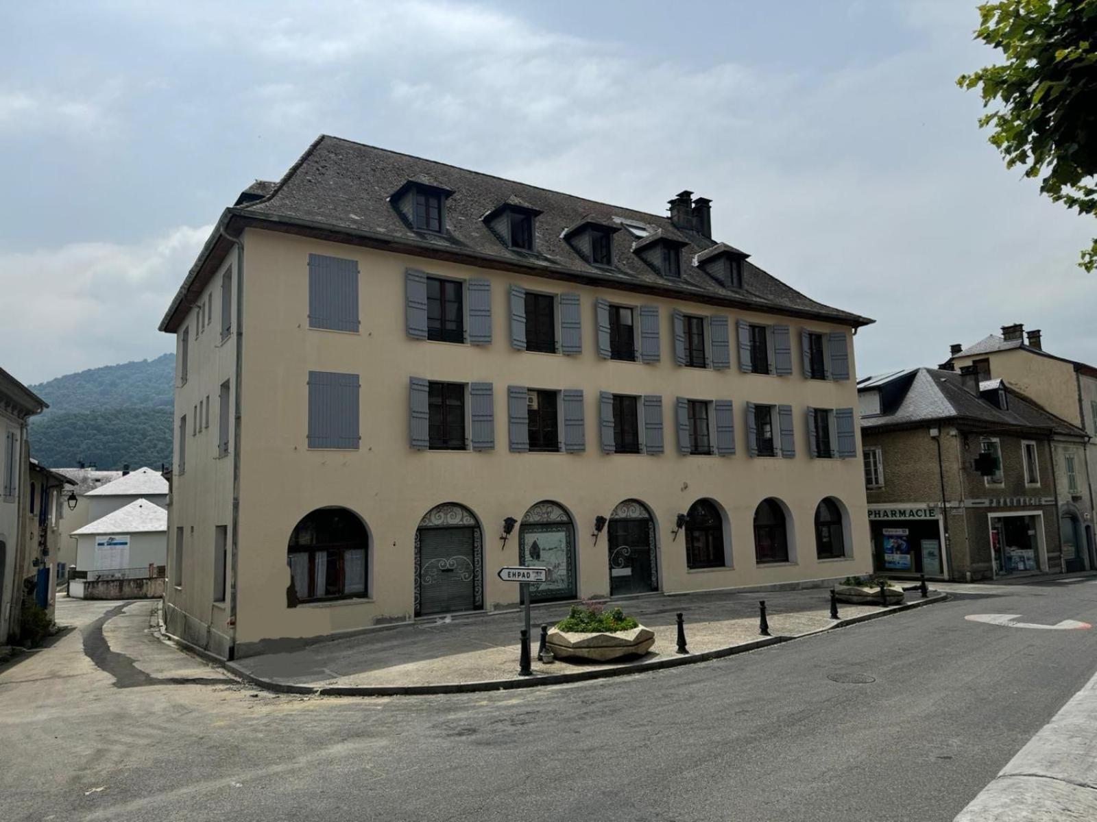 Les Maisons Des Pyrenees - Lourdes Saint-Pé-de-Bigorre Extérieur photo